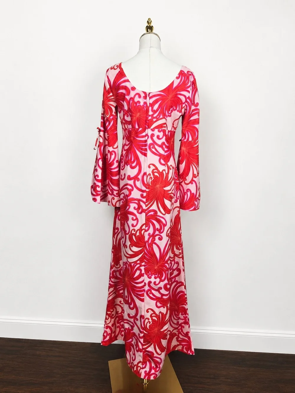 Vintage 60s Hawaii Nei Honolulu Psychedelic Bell Sleeve Maxi Dress Pink Sz 10 - Picture 3 of 12